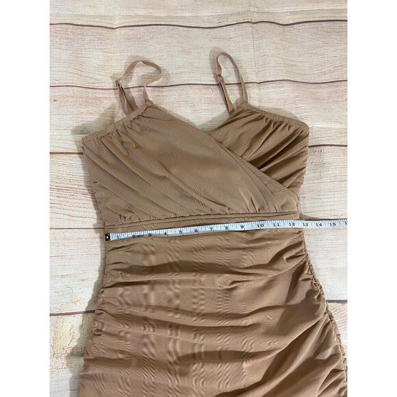 Revolve Elliatt X Pippa Dress Nude Body Con Ruched Dress - Medium - Picture 11 of 16